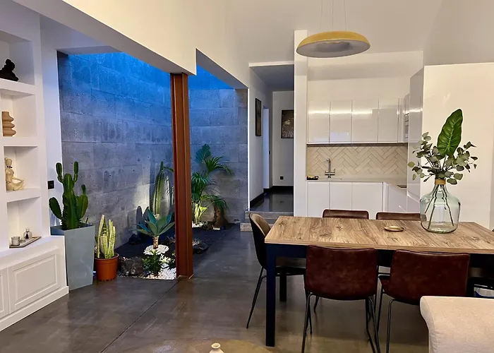 Garden House, Playa Honda *